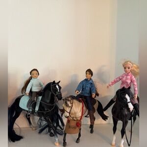 Lot of 3 Breyer Action Rider Dolls Figures With Horses Lot Pre-Owned 7”